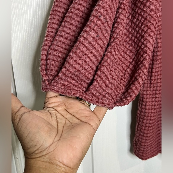 Gyft Women’s Mauve Waffle Knit top - Size Large - Picture 3 of 6